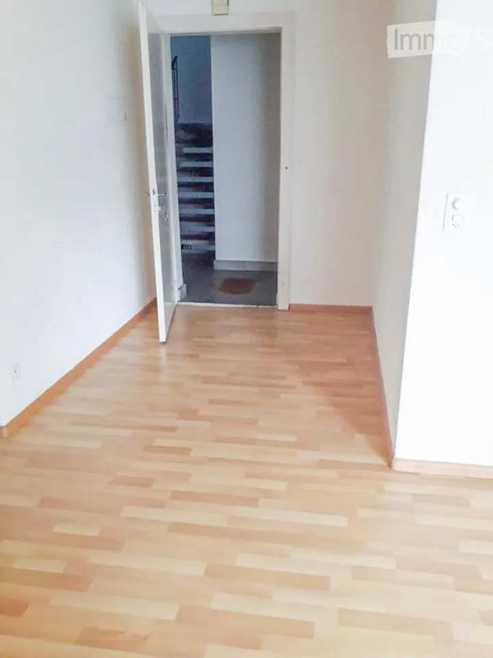 2.5-Zimmer-Wohnung mit Balkon in Biel – sofort verfügbar!
