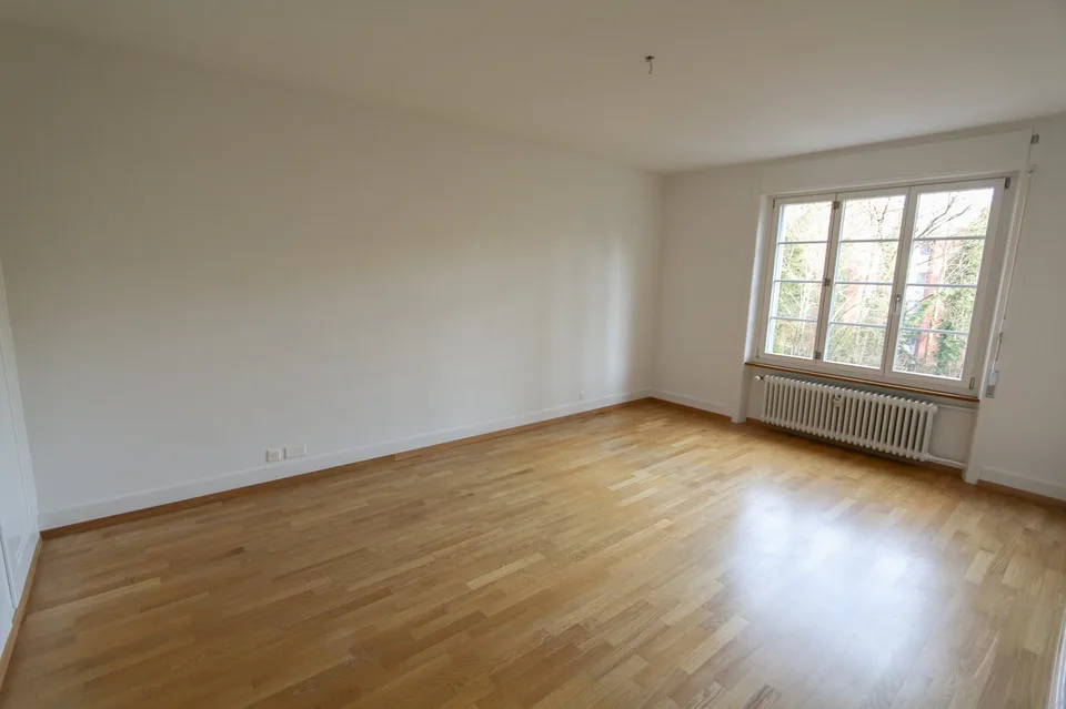 Bright 3-room apartment with balcony on Monbijoustrasse in Bern