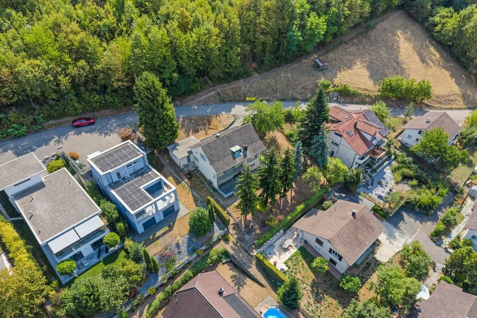 Casa unifamiliare di 6,5 locali in una posizione familiare con grande giardino