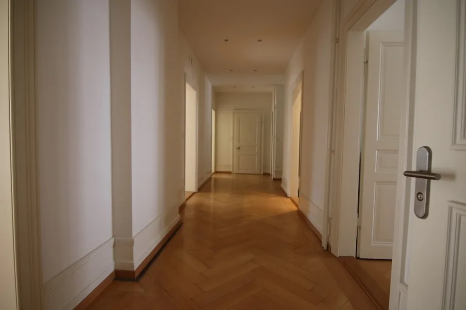 Befristete Vermietung Jungendstilwohnung im Seefeld bis 15.8.2027