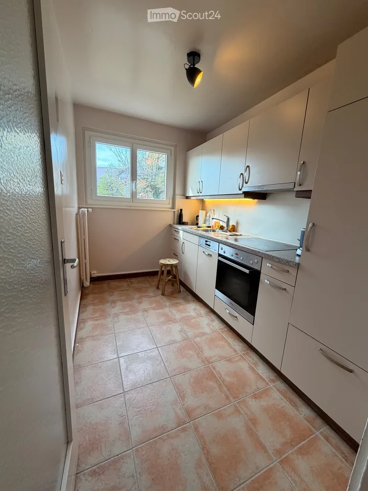 2.5-room apartment in Renens – CHF 1,490/month – FREE furniture available