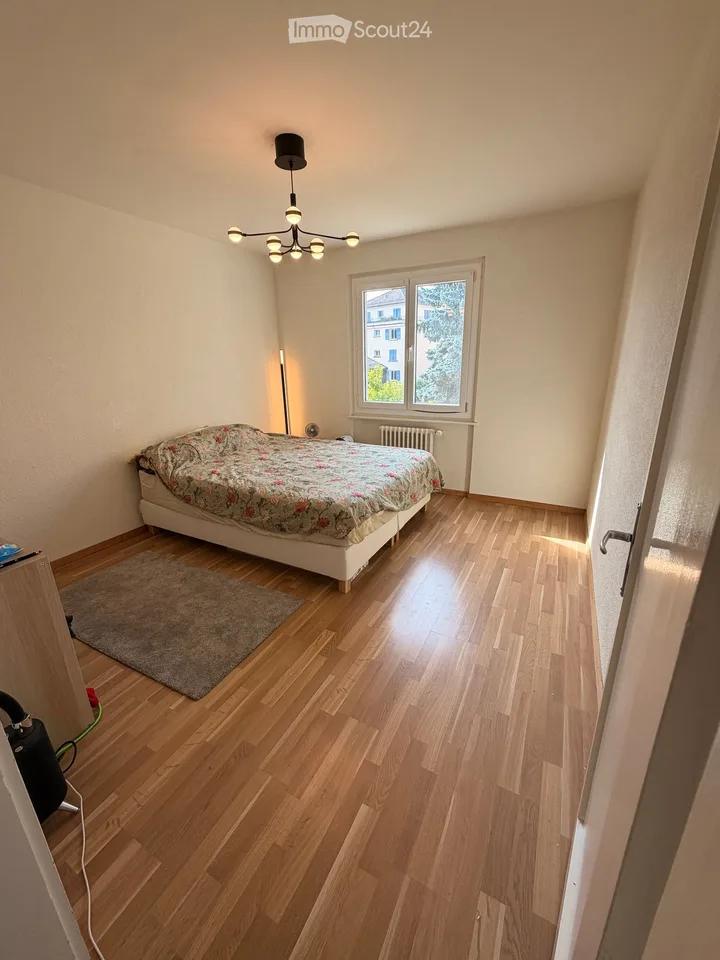 2.5-room apartment in Renens – CHF 1,490/month – FREE furniture available