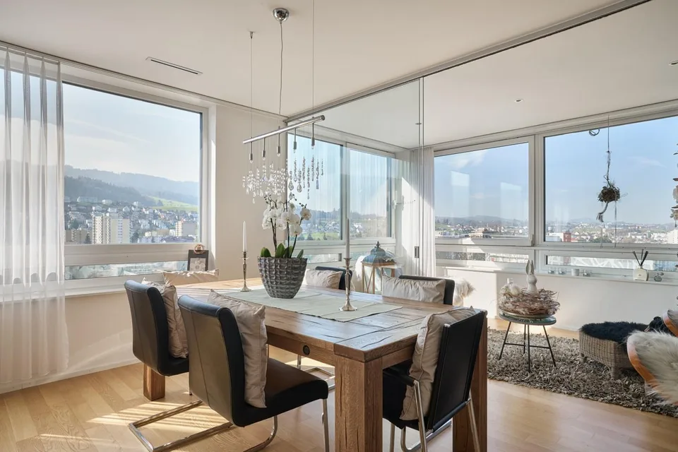 Appartement 3.5 pièces avec loggia et vue imprenable