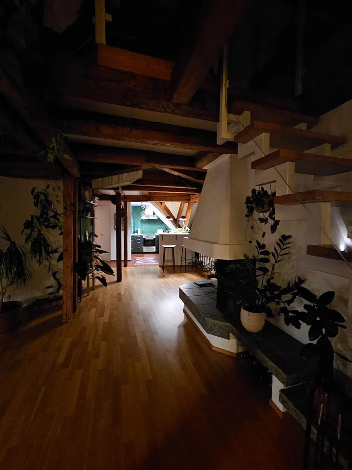 Zimmer in einer Maisonette-Wohnung - 3-Personen-WG, Zürich Kreis 5