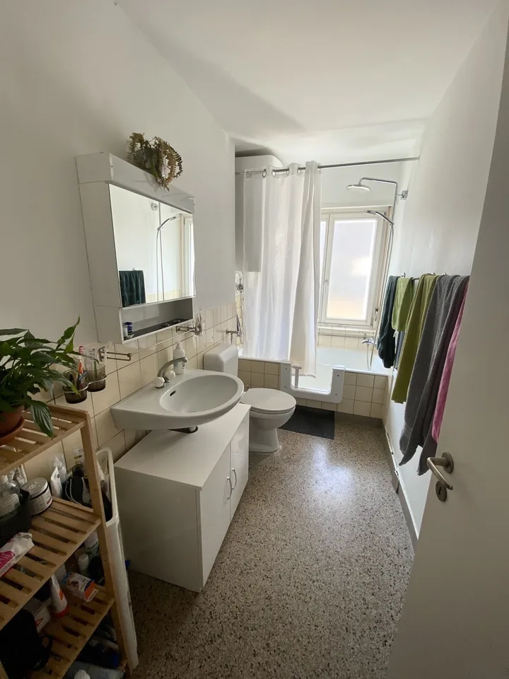 Chambre dans un appartement partagé près de Rosengarten