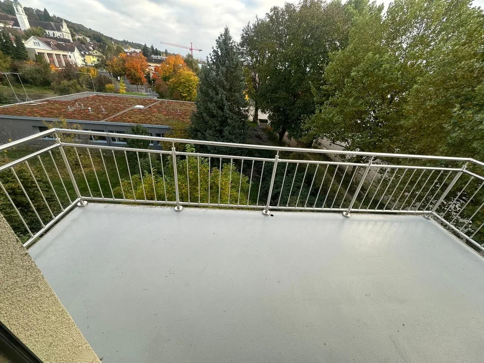Charmant appartement de 3,5 pièces en mansarde à Hitzkirch