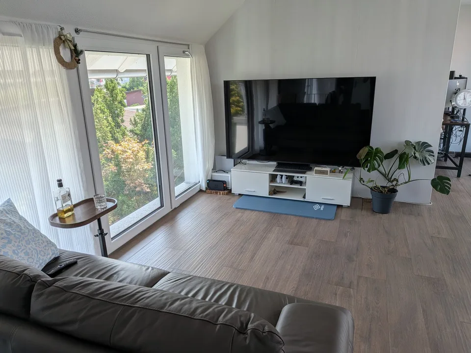Helle, moderne 2.5-Zimmerwohnung in Bülach
