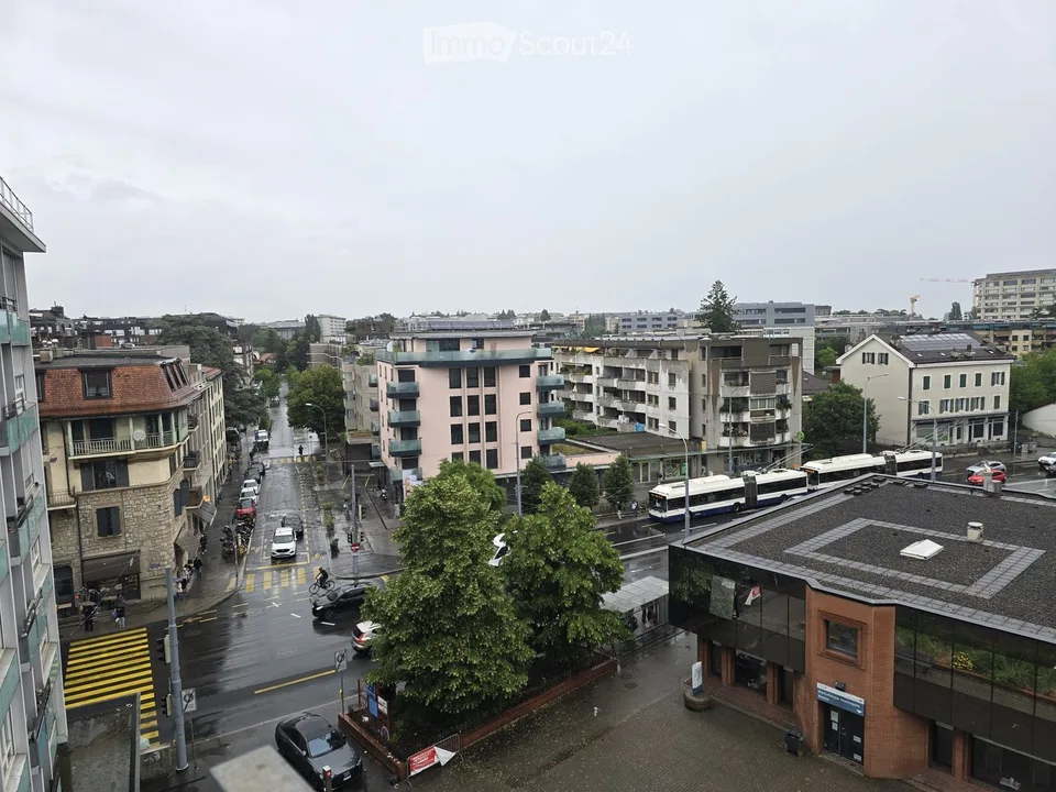 Helles 3.5-Zimmer-Apartment mit Balkon und atemberaubendem Blick in Châtelaine