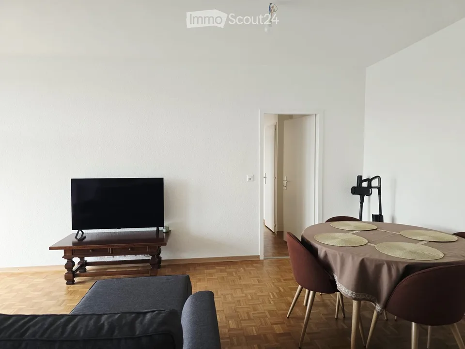 Helles 3.5-Zimmer-Apartment mit Balkon und atemberaubendem Blick in Châtelaine