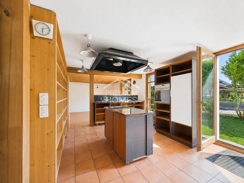 Historic half-timbered house with large plot