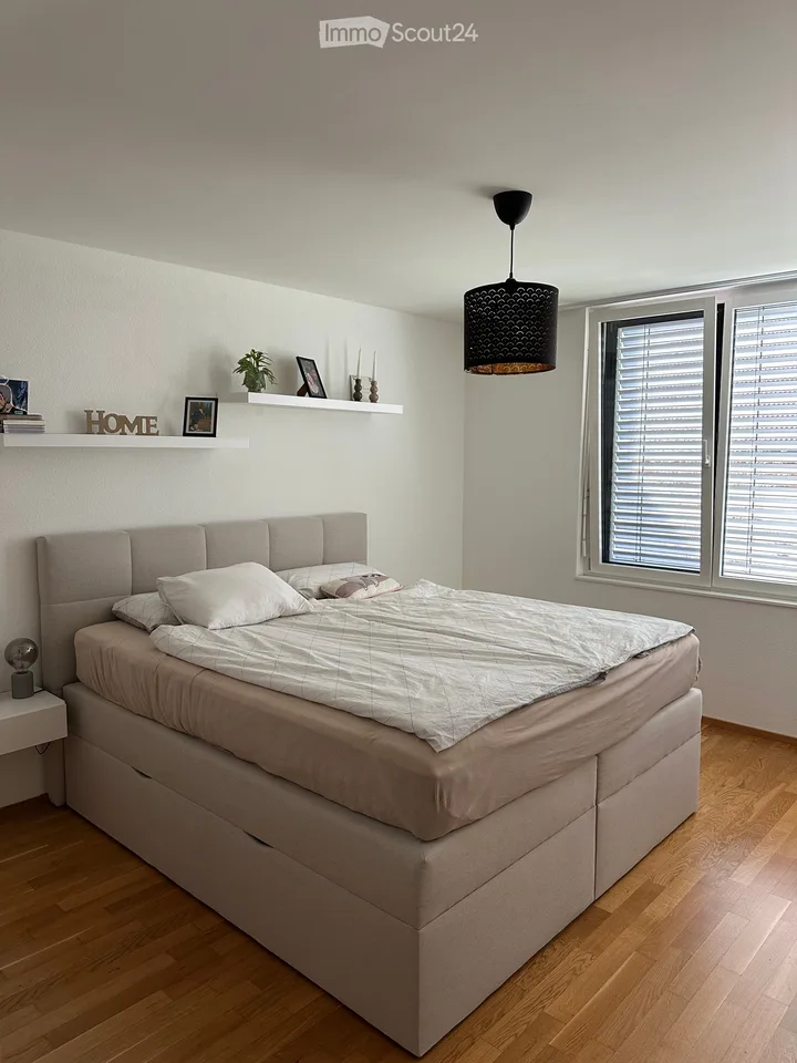 Appartement lumineux 4.5 pièces avec balcon à Aarburg