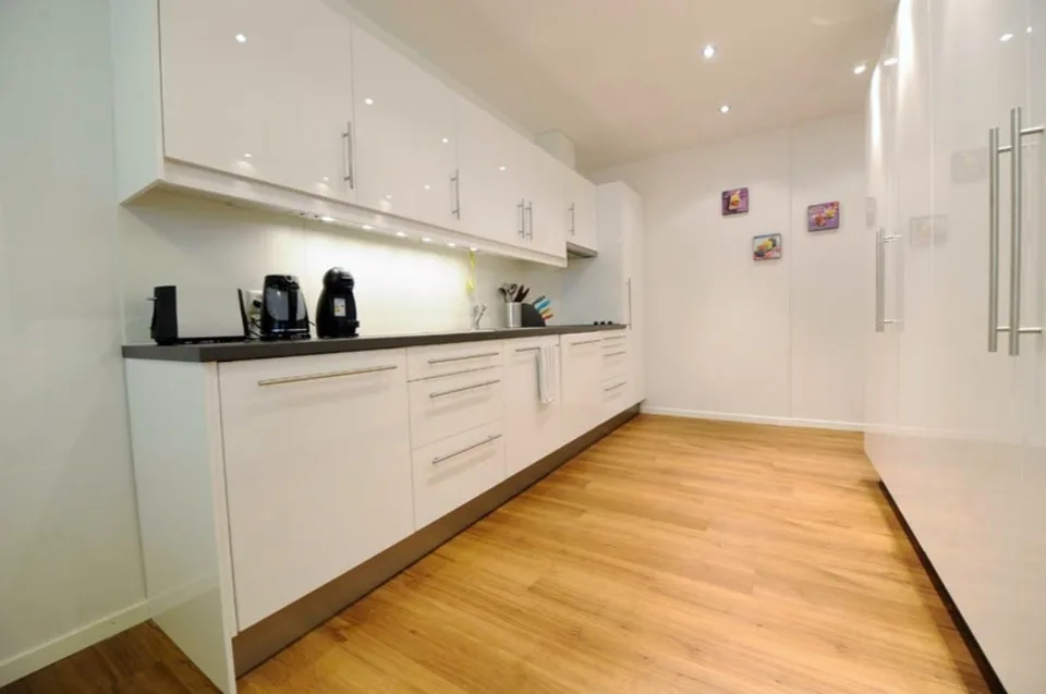 Clara Business Apartments - Your Furnished Dream Home