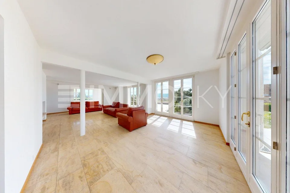 In the heart of Mont-sur-Rolle: Exceptional House – photo 14 of 28