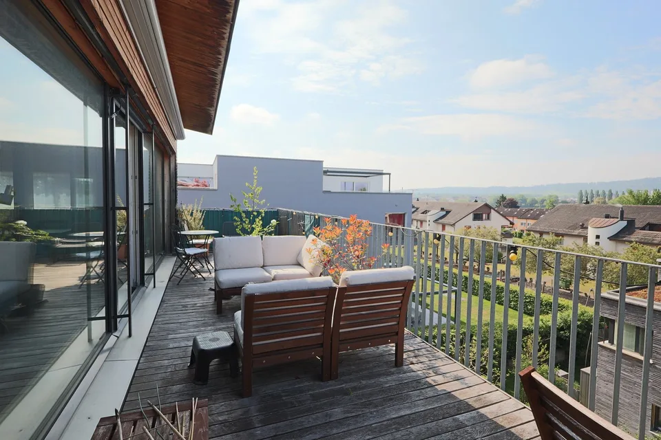 Modern 4.5-room attic maisonette in ecological flagship settlement with large terrace