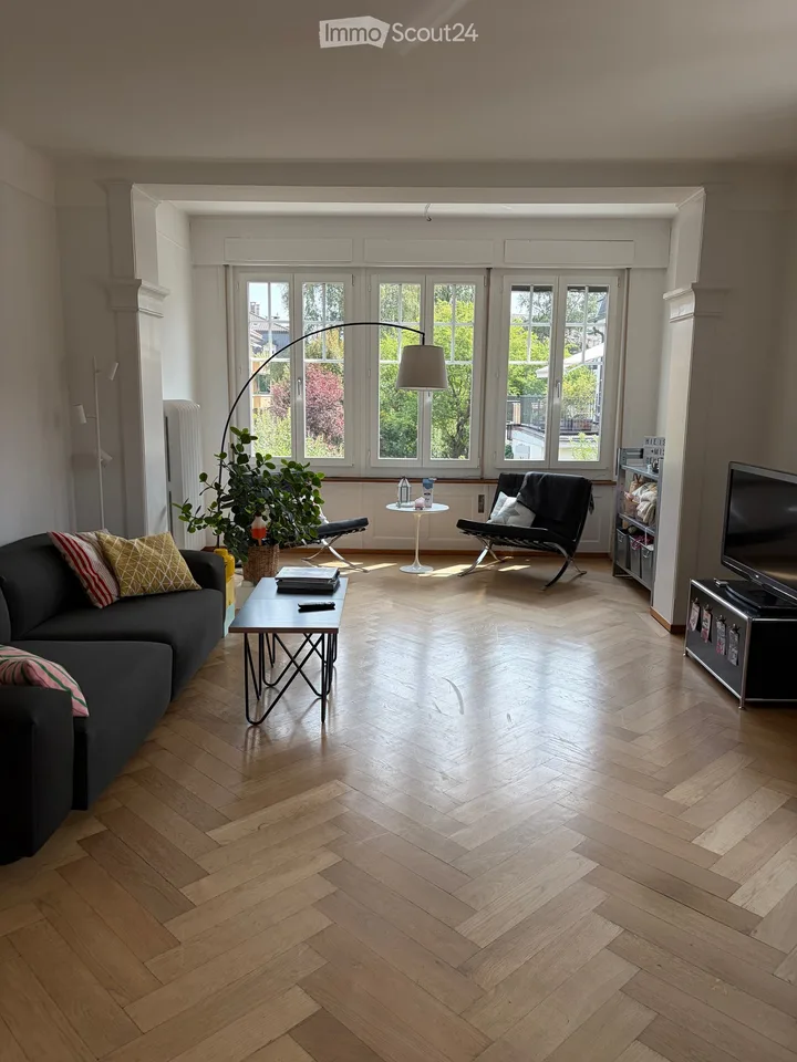 Charmante 4-Zimmer-Altbauwohnung in Bern