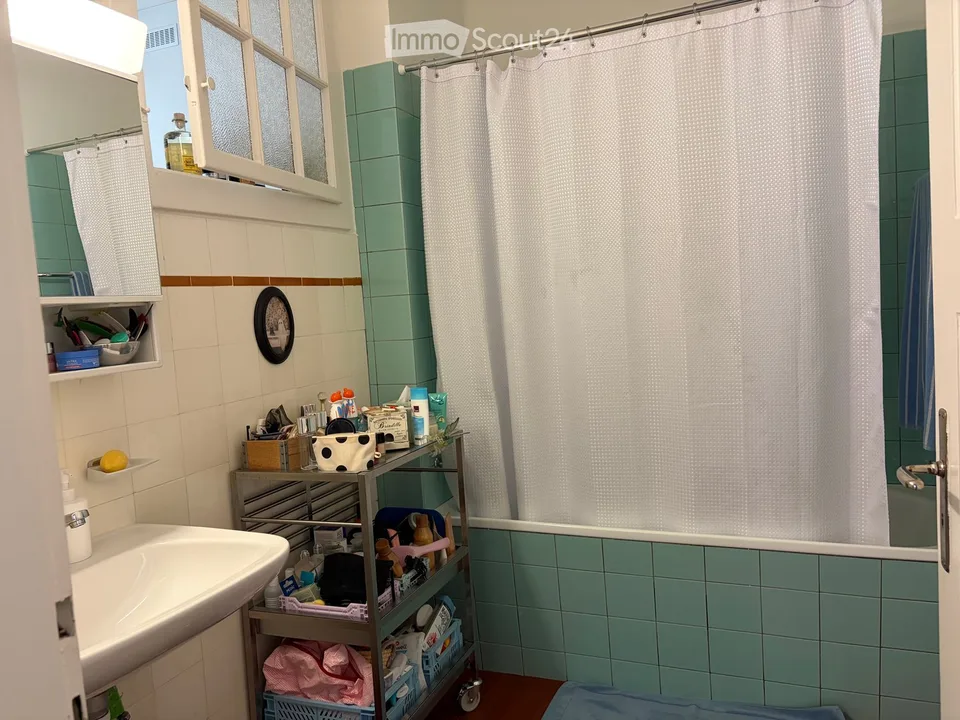 Charmante 4-Zimmer-Altbauwohnung in Bern