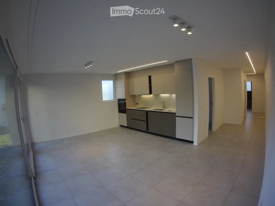Appartement dans maison indépendante / Wohnung in freistehendem Einfamilienhaus