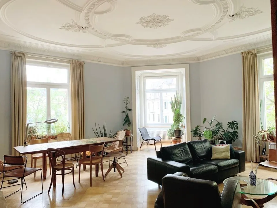 Mitbewohner*in gesucht. Freundliche Altbauwohnung in Seenähe