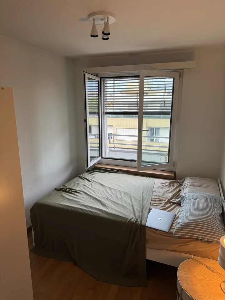 Room in Zurich Kloten