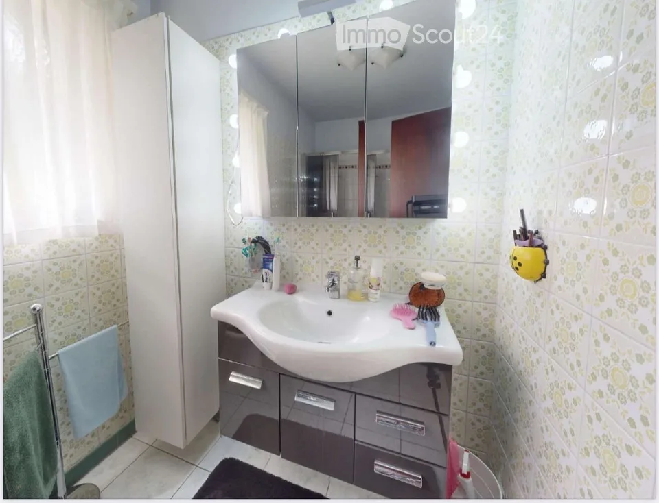 Rent a room in September
