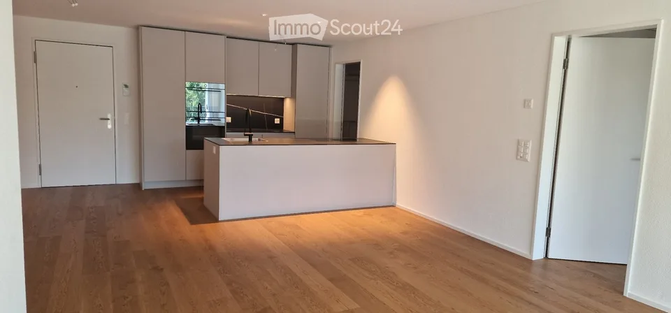 Erstvermietung komfortable 3.5-Zimmerwohnung