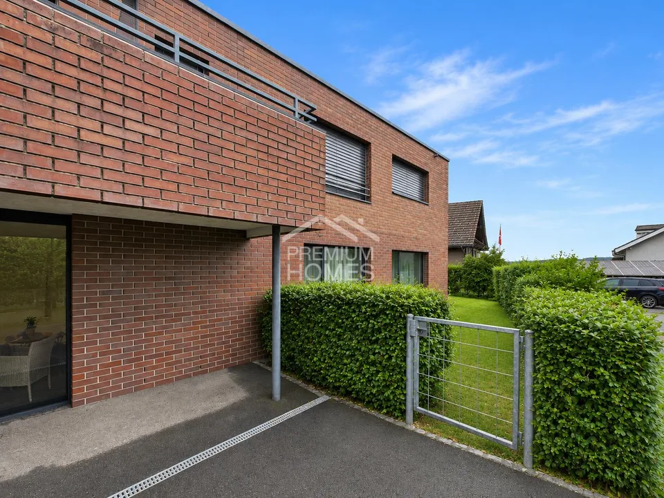 Exclusive home with garden and Rigi view