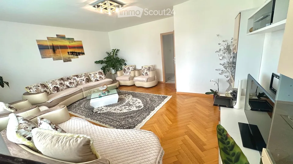 Zu vermieten superbe Wohnung mit 200 m²