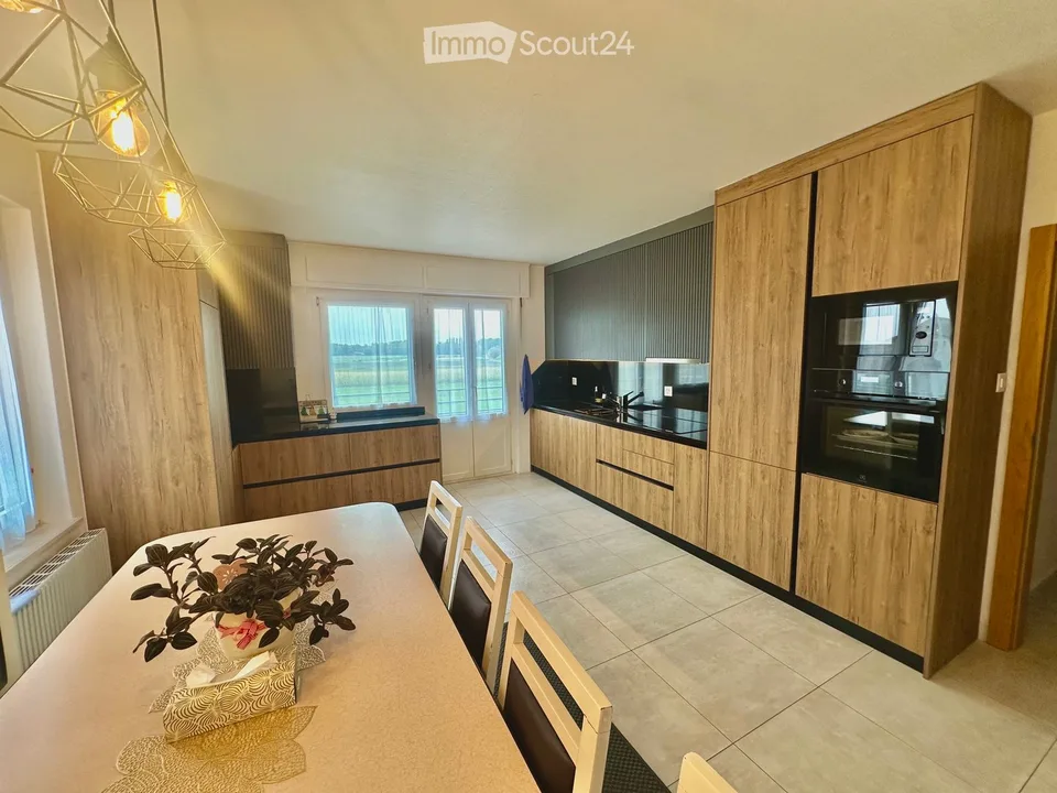 À louer superbe appartement spacieux de 200 m²