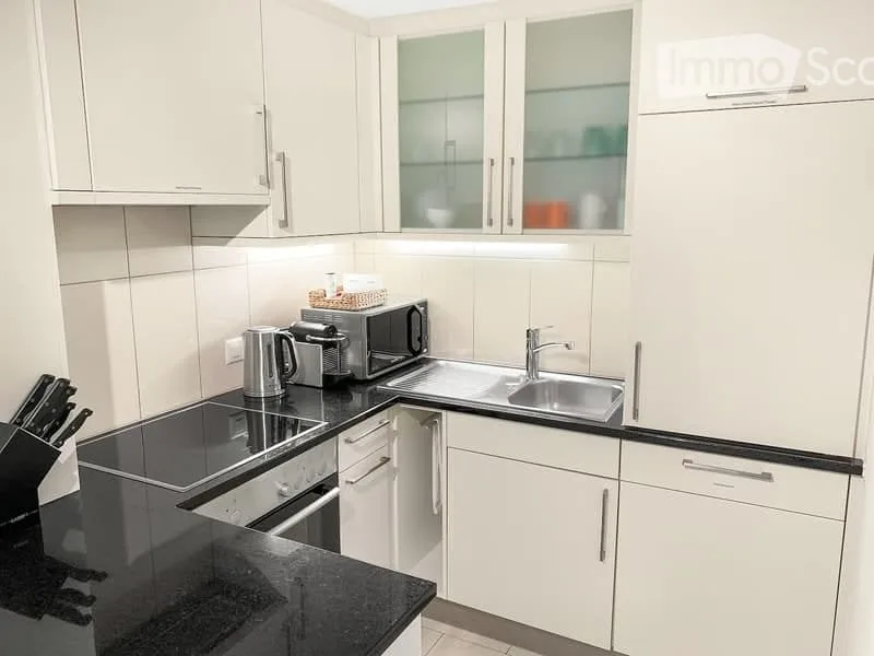 Charming 2.5-room apartment in Zurich.