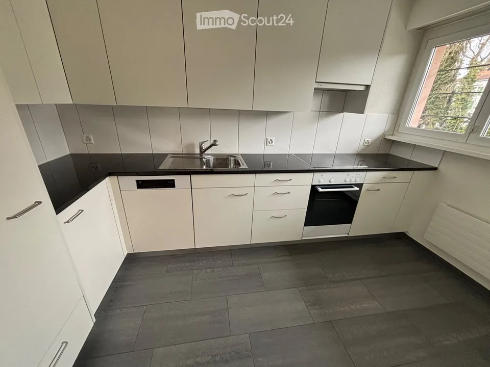 Beautiful 2.5 room apartment in Fehraltorf