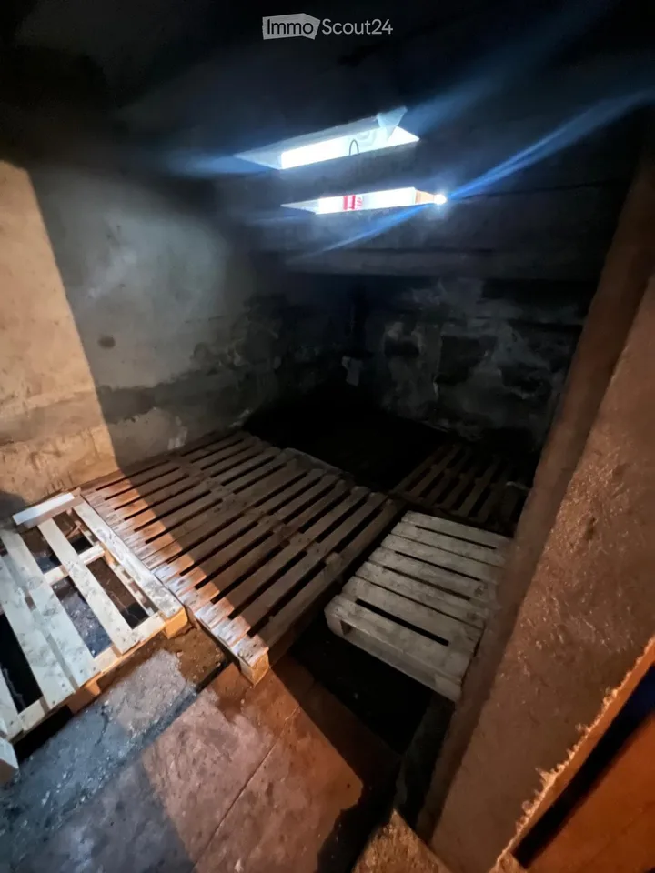 Garde meuble Cave