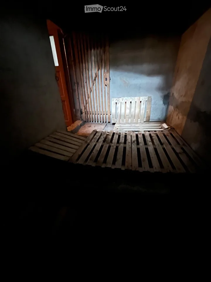 Garde meuble Cave