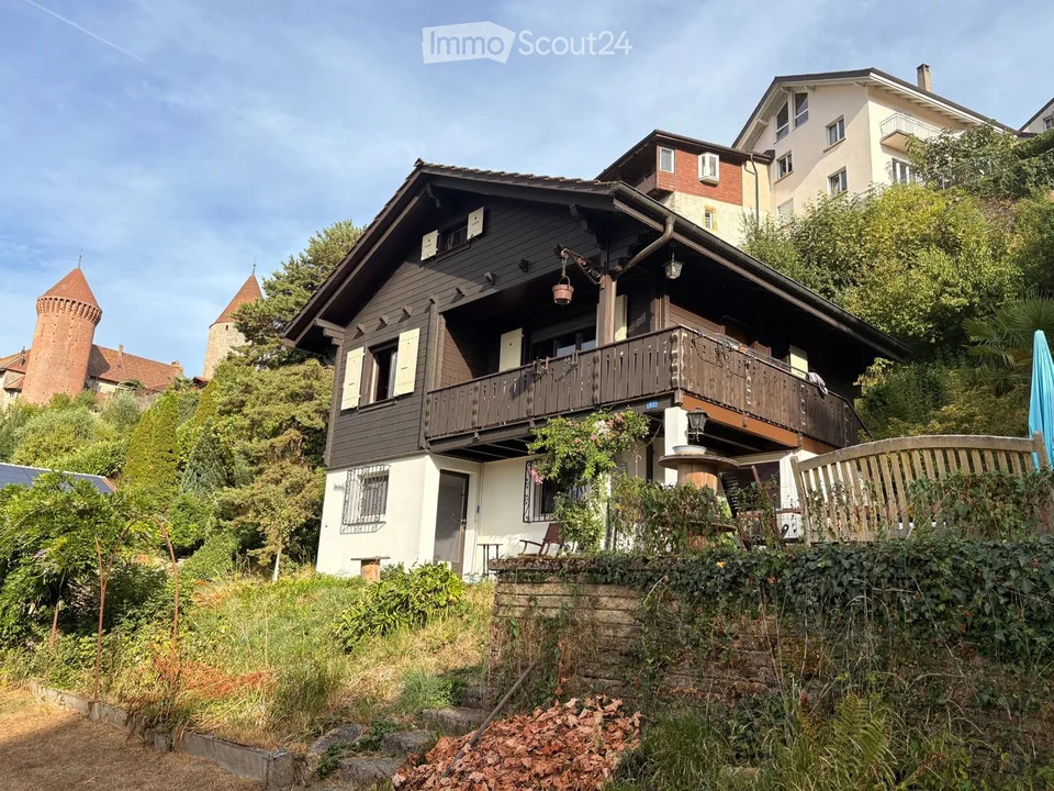 Prächtiges Chalet mit sehr großem Garten, nahe bei allem