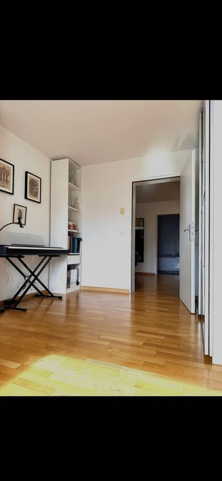 Helle 3.5-Zimmer-Wohnung mit 99 m² und Balkon in Dübendorf
