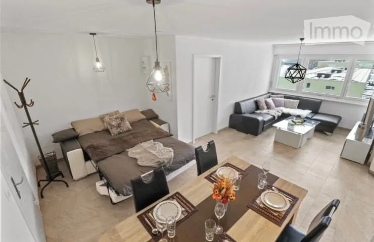 Appartement attique de 2.5 pièces avec vue, à Fribourg