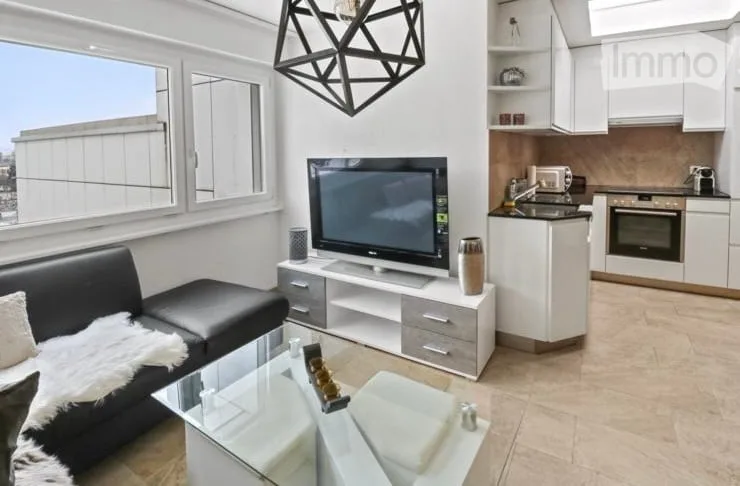 Appartement attique de 2.5 pièces avec vue, à Fribourg