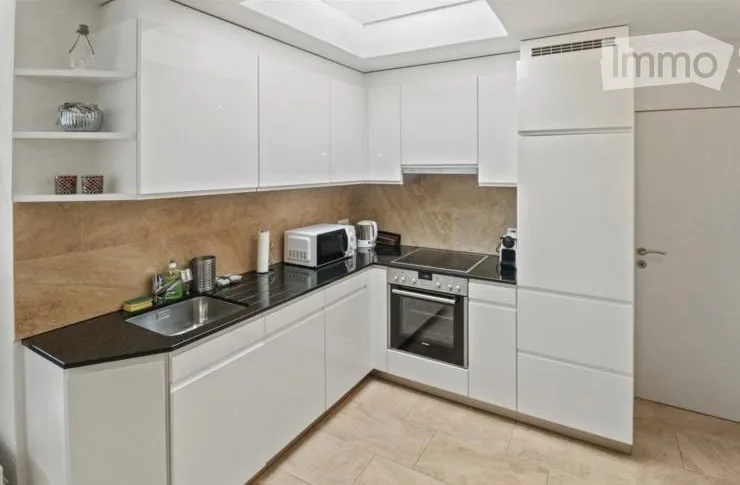 Appartement attique de 2.5 pièces avec vue, à Fribourg