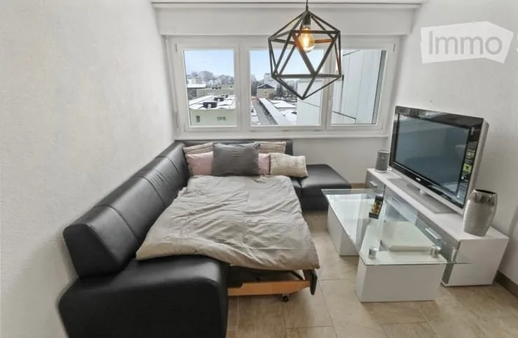 Appartement attique de 2.5 pièces avec vue, à Fribourg