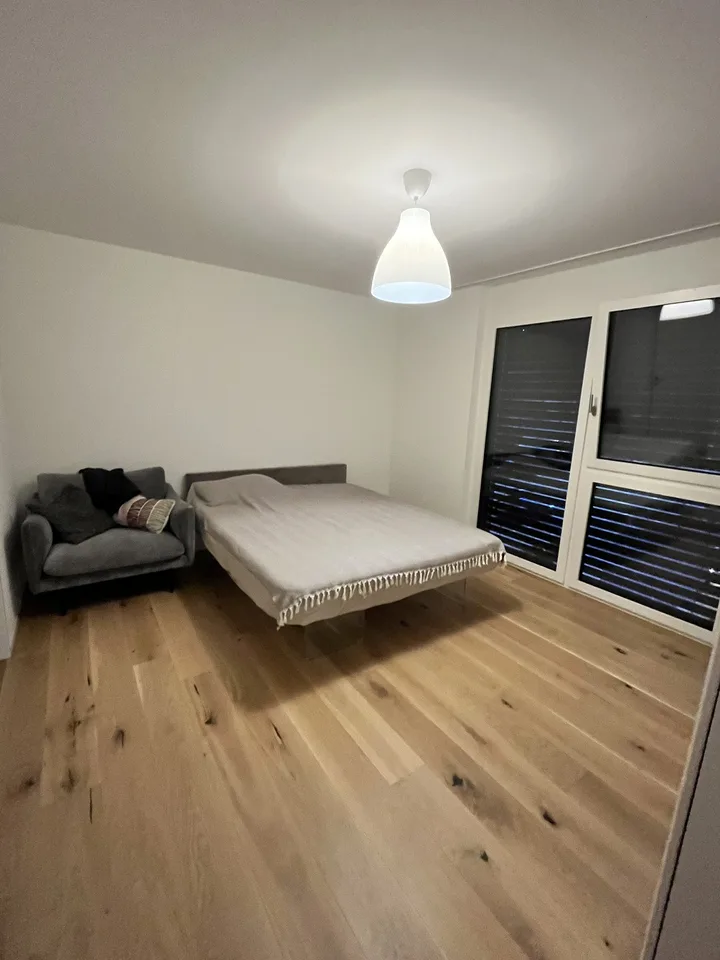 3 1/2 room partially furnished at Lake Zurich