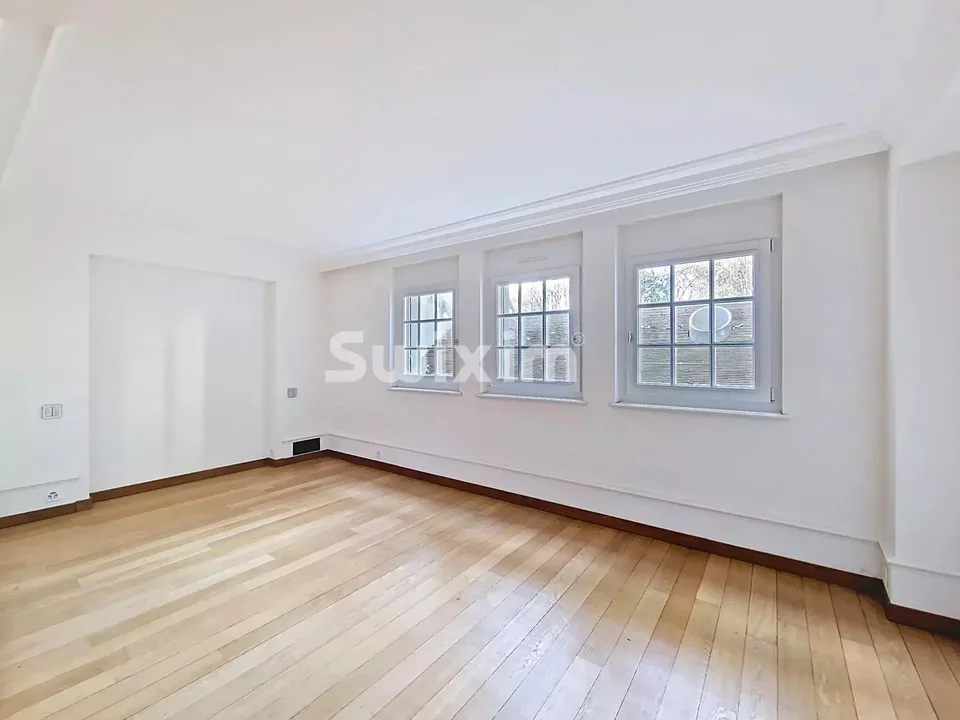 Schönes 4-Zimmer-Apartment mit Stil renoviert