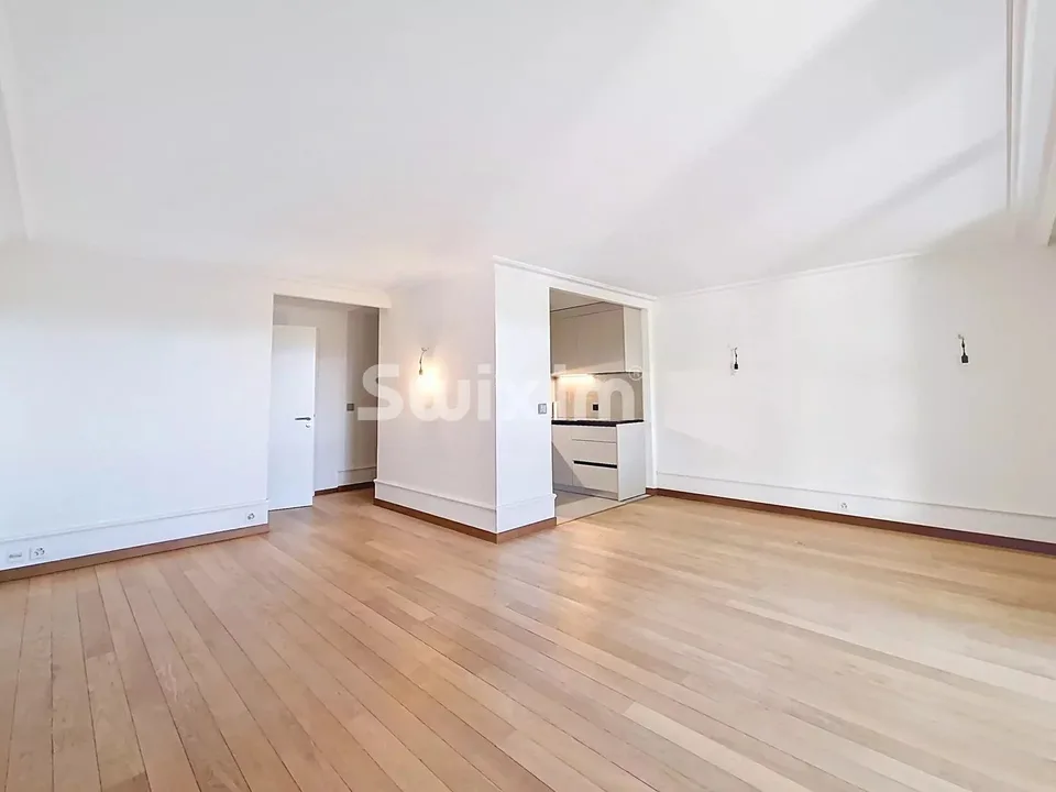 Schönes 4-Zimmer-Apartment mit Stil renoviert