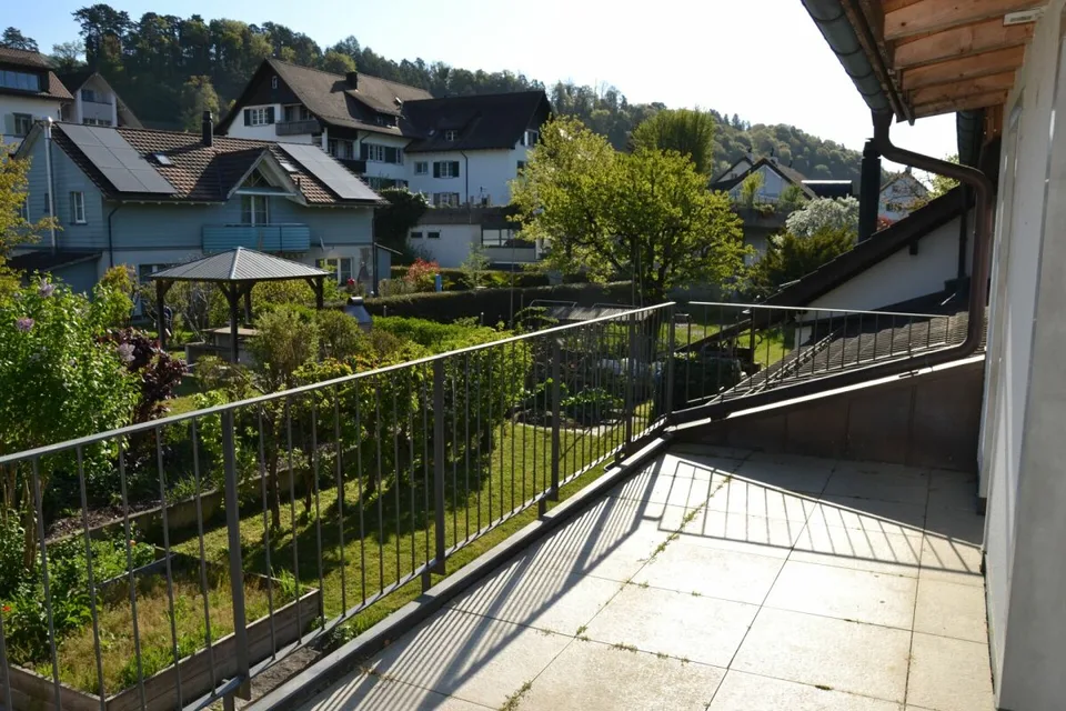 3-Generation House, 7 rooms + 2 rooms + garden. Noble, modern, chic restoration, very bright, all bio - or: 7-room apartment and 2-room office / au-pair apartment