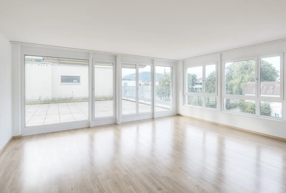 Lichtdurchflutete 4.5-Zimmer-Attikawohnung mit traumhafter Terrasse