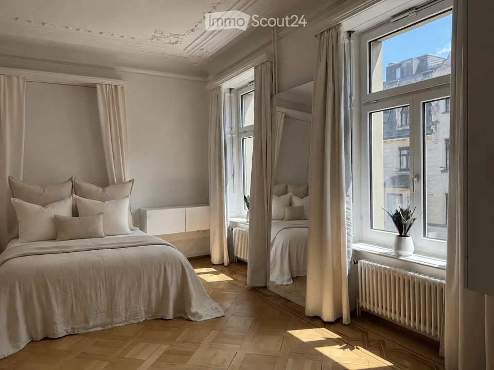 Grosszügige 3.5-Zimmer-Altbauwohnung in Zürich Enge zentral & seenah