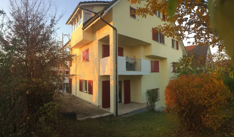 Charming 3.5-Room Apartment in Stetten – Renovated Old Building with Balcony