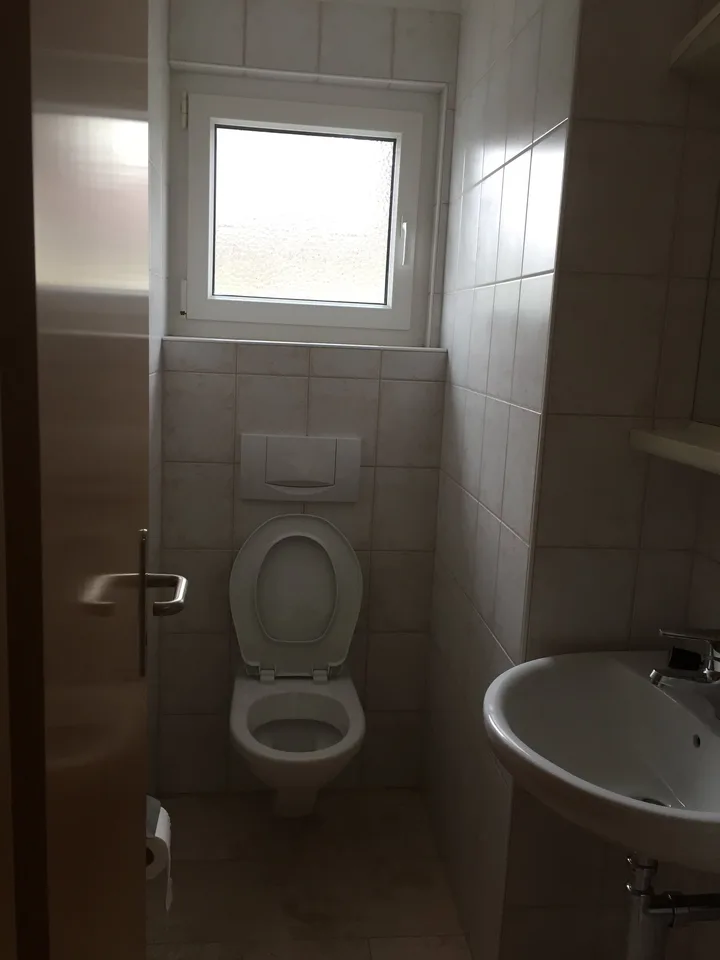 Charmantes 3.5-Zimmer-Apartment in Stetten – Renoviertes Altbau mit Balkon