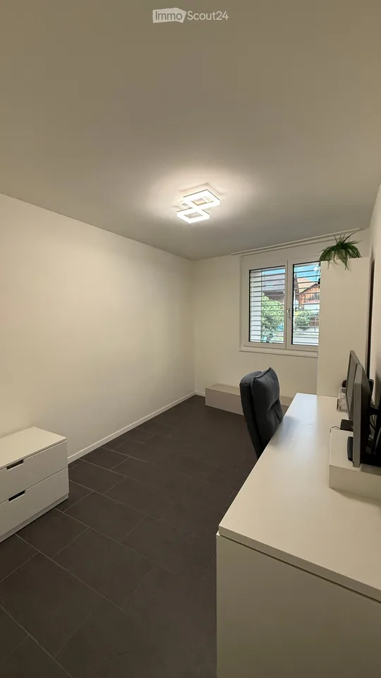3.5-Zimmerwohnung, Hochparterre mit Terrasse im 1. OG