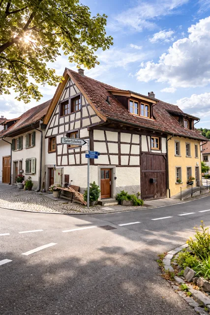 Charmant maison d'angle 2.5 pièces sur trois étages – vivre avec une sensation de maison