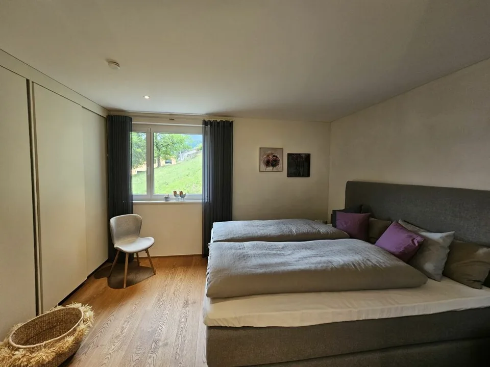 Originelle exklusive Terrassenwohnung in einer attraktiven Wohnlage in Sils i.D.