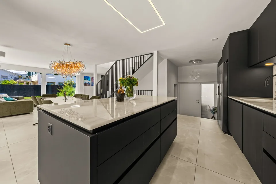 Modern 6.5-room single-family house with garden in Gerlafingen
